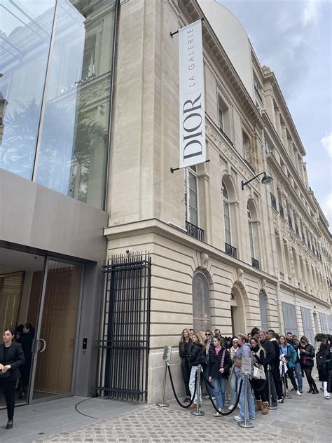 dior museum opening hours|la galerie dior museum.